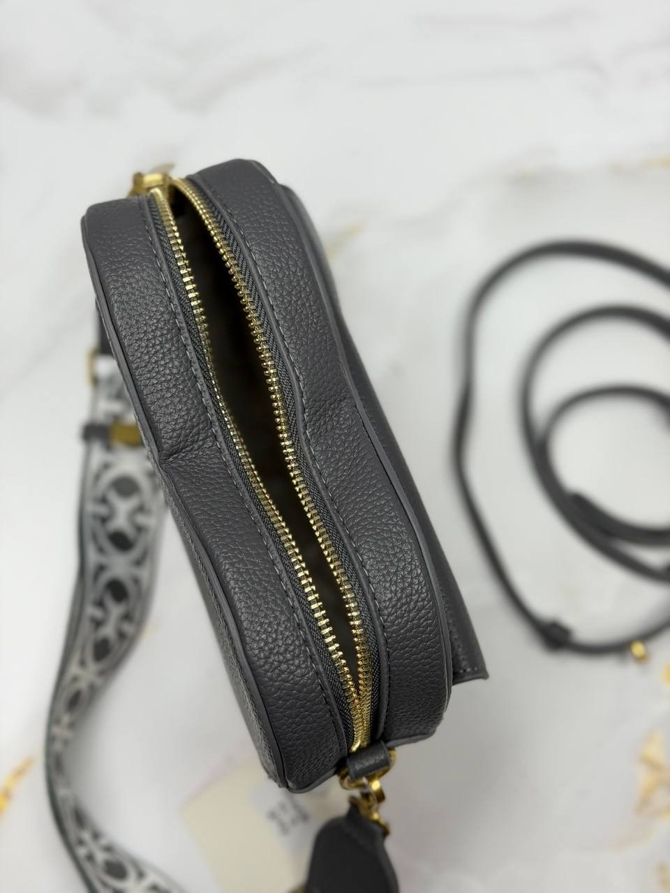 coccinelle сумка на плечо,сумка coccinelle,сумка женские,сумка,сумка coccinelle e1 mf6 5501 01