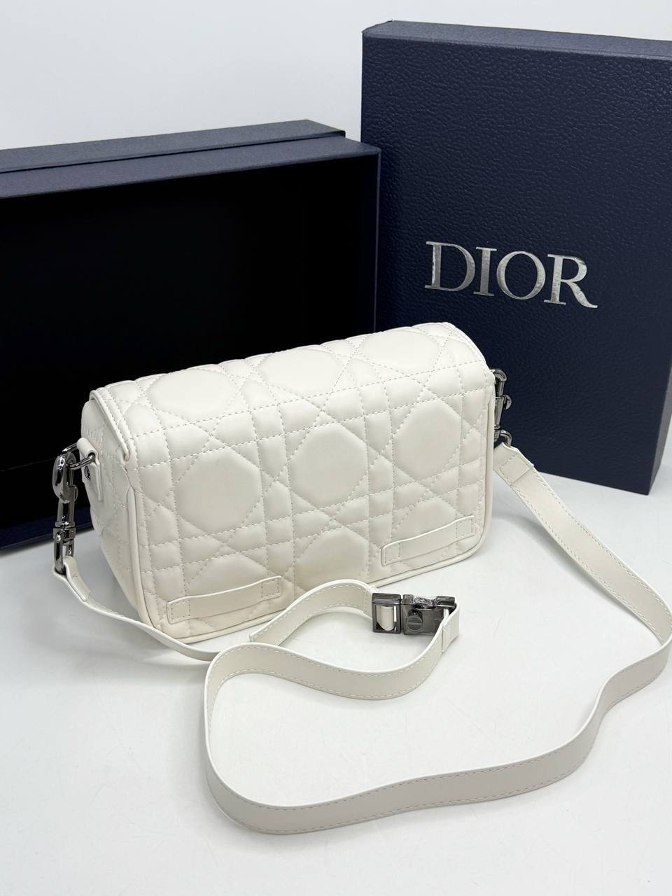 сумка dior,сумка женская dior,сумка женская christian dior,сумка диор,сумка кристиан диор белая