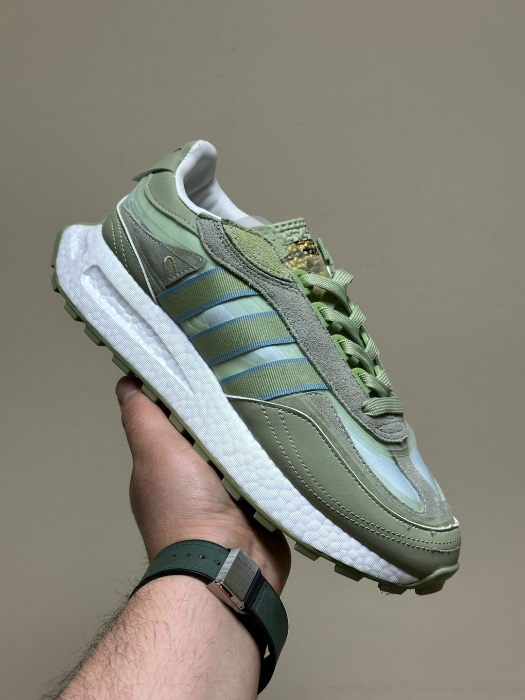 кроссовки adidas,кроссовки adidas originals retropy,кроссовки adidas retropy e 5,кроссовки adidas retropy,adidas originals кроссовки