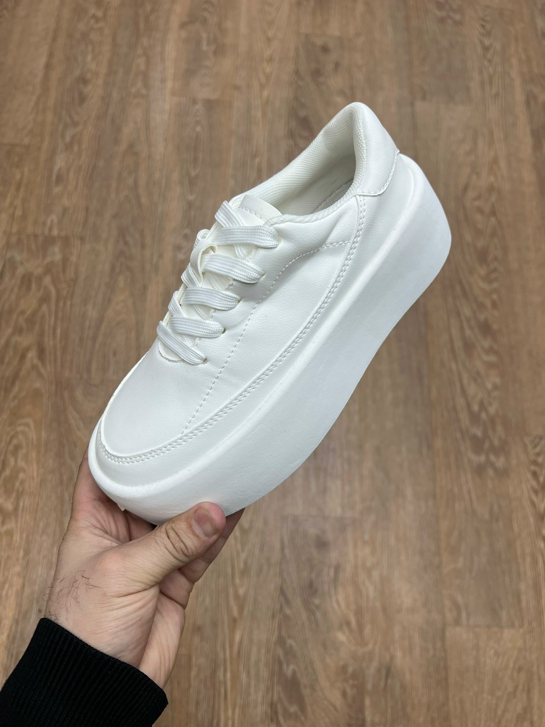 ,женские кеды,кроссовки женскиe,кеды женски,кроссовки повседневные