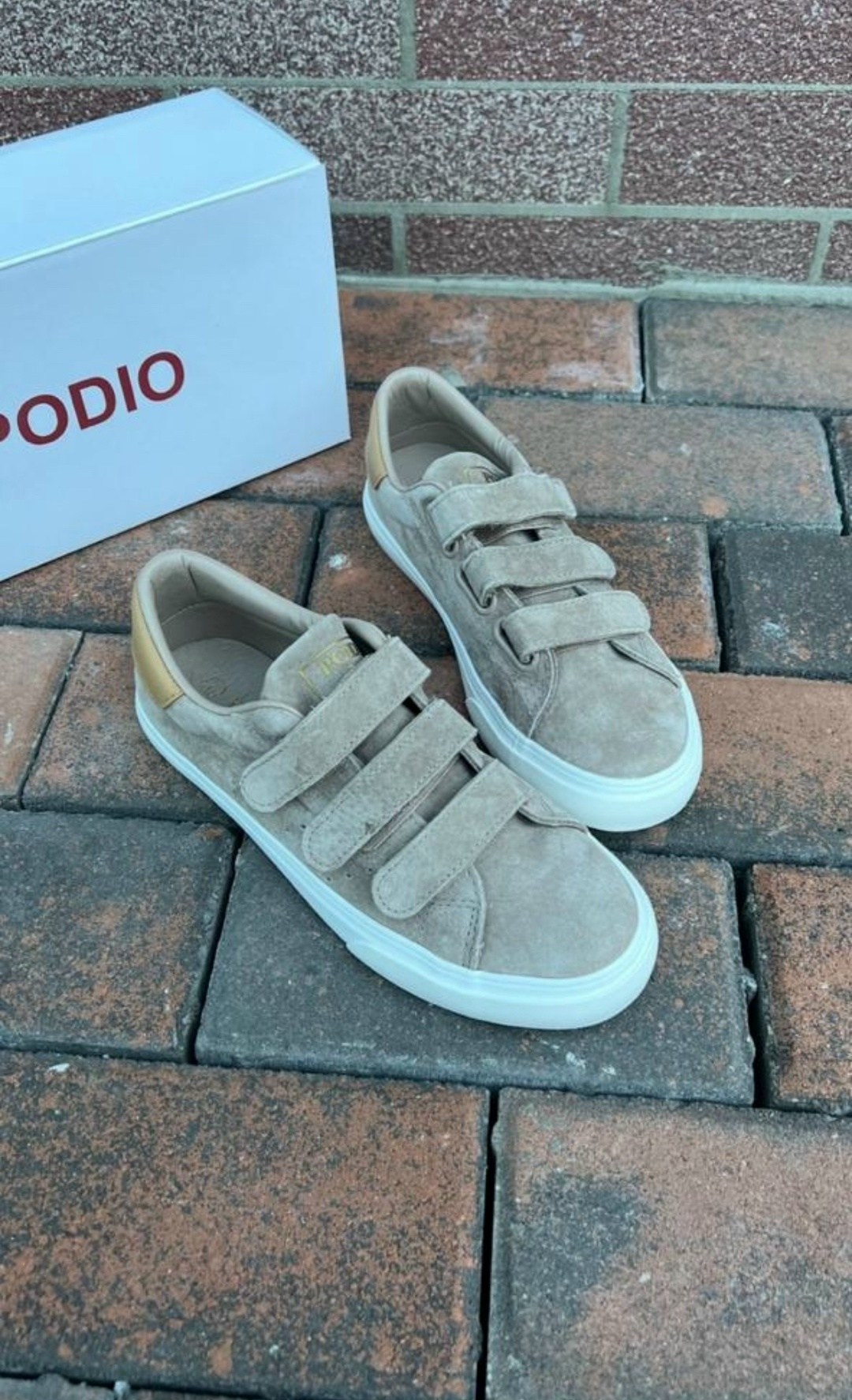 ,кеды лакост на липучках женские,twinset milano кеды замшевые бежевые,кеды podio замша натуральная,замшевые кеды