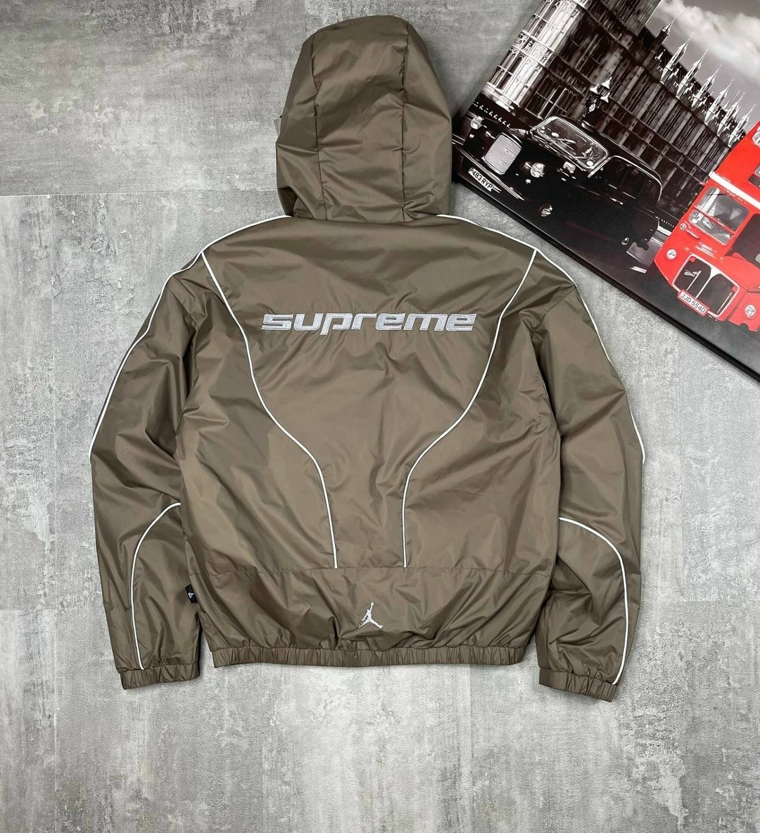 куртка jordan,ветровка найк джордан,спортивный костюм jordan,легкая куртка,ветровка джордан рефлектив