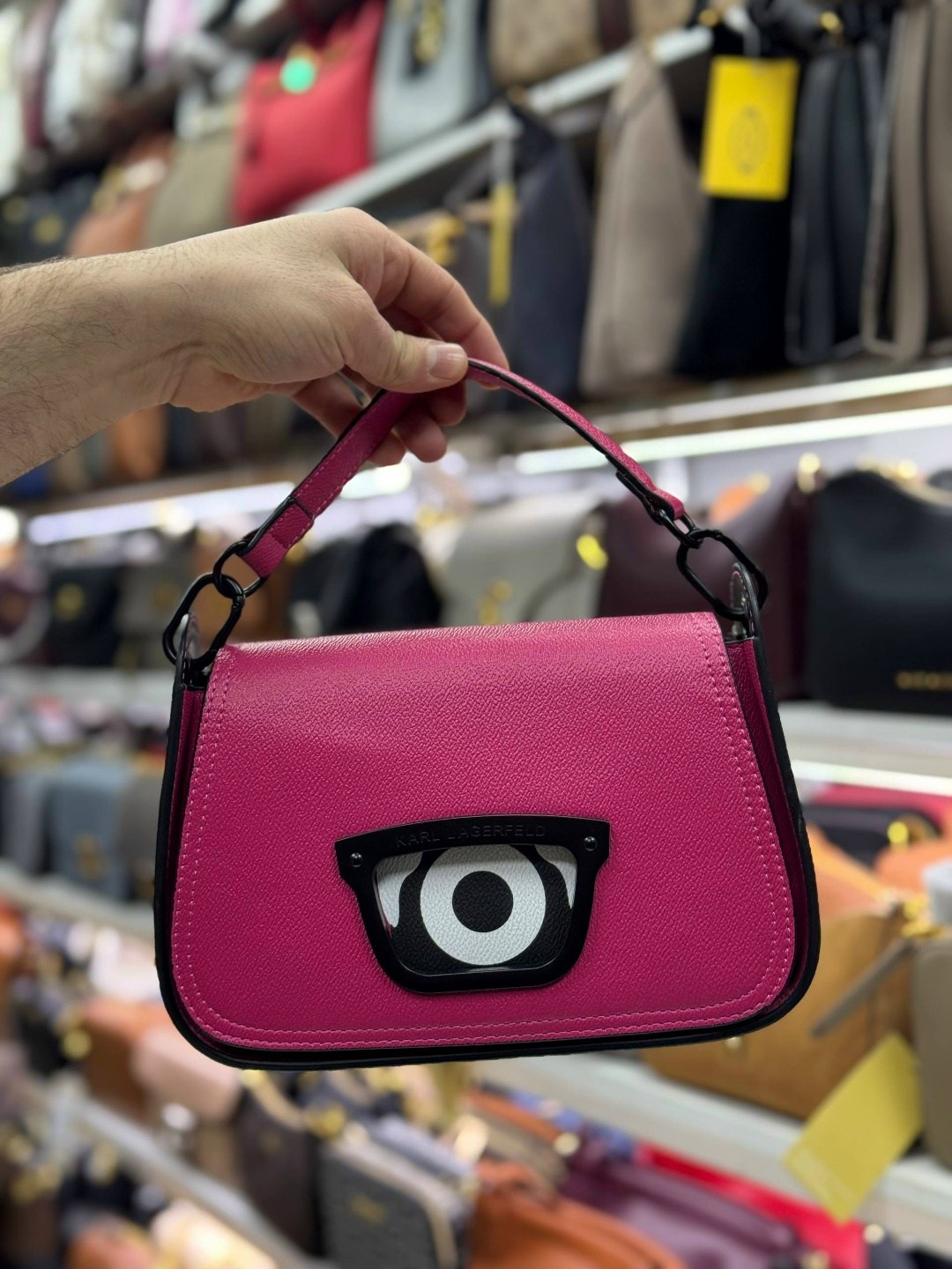 сумочки,сумка,сумка karl lagerfeld,сумка с глазами,сумки аксессуары