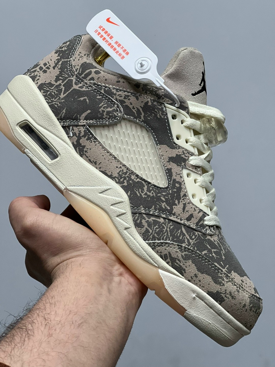 nike air jordan 5 retro low expression,кроссовки air jordan 5 nike,кроссовки air jordan wmns air jordan 5 retro low 'expression' кремовый,кроссовки для мужчин,кроссовки nike air jordan 5 retro low