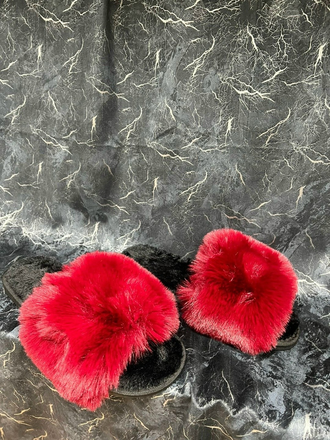 тапочки меховые,тапочки с мехом,шлепки с мехом,тапочки уличные с мехом женские,тапочки женские меховые