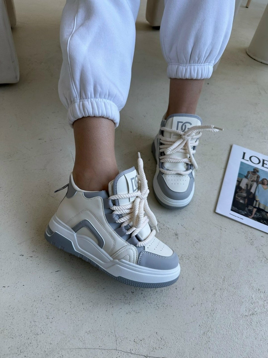 женские кроссовки,,кроссовки облегченные,массивные кроссовки,женские кроссовки белые