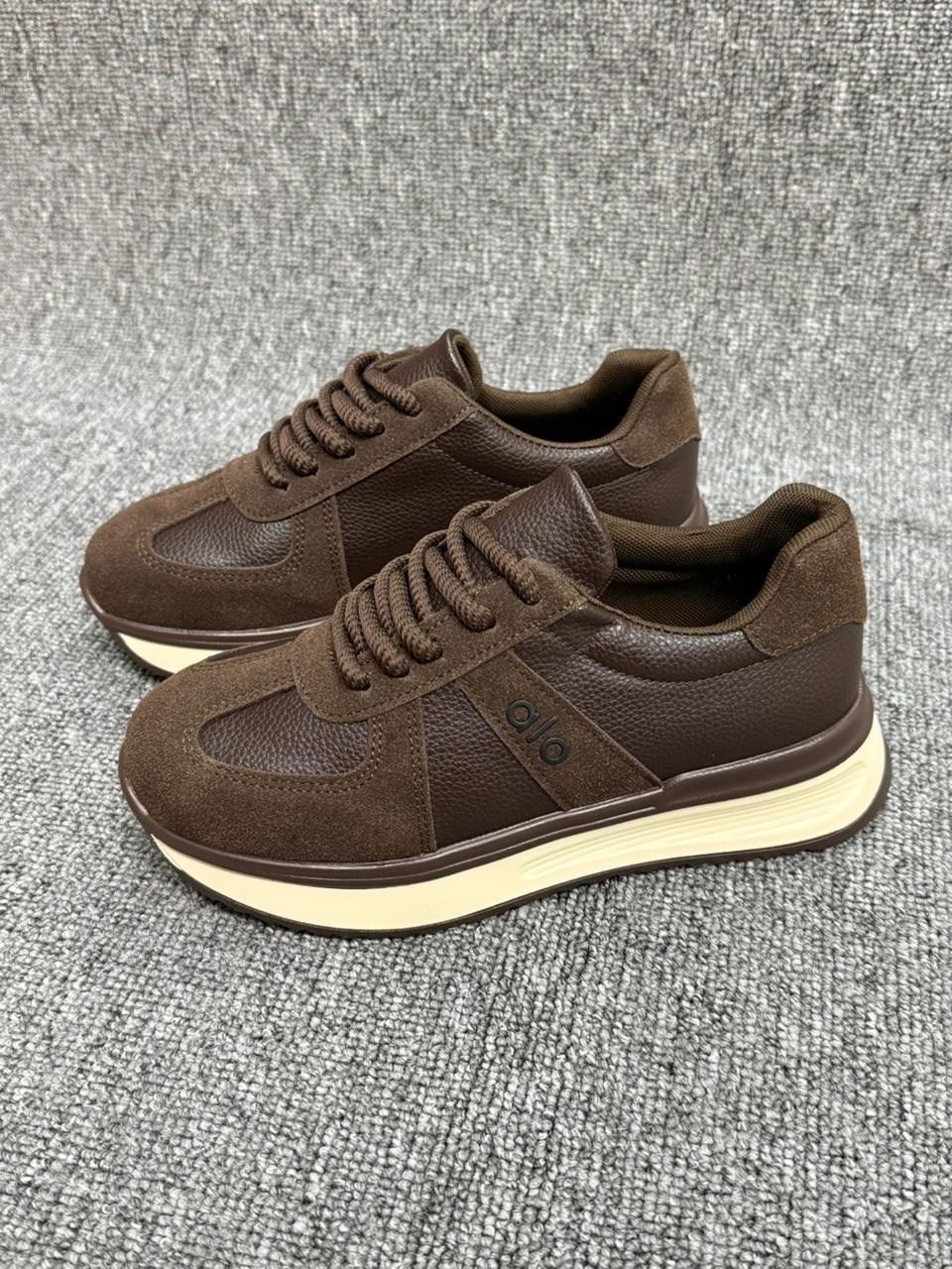 женские кроссовки,,кроссовки chanel женские,спортивная ,кроссовки повседневные