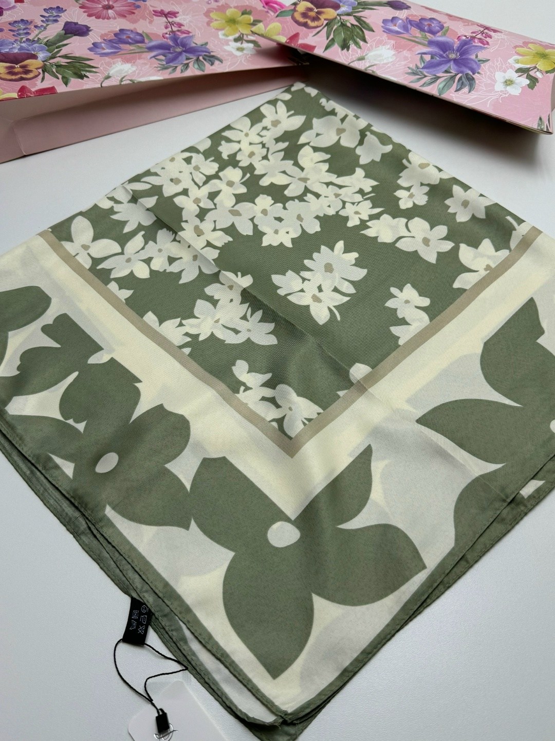 платки женские,платки шелковые,платки шарф,платка,платки шанель