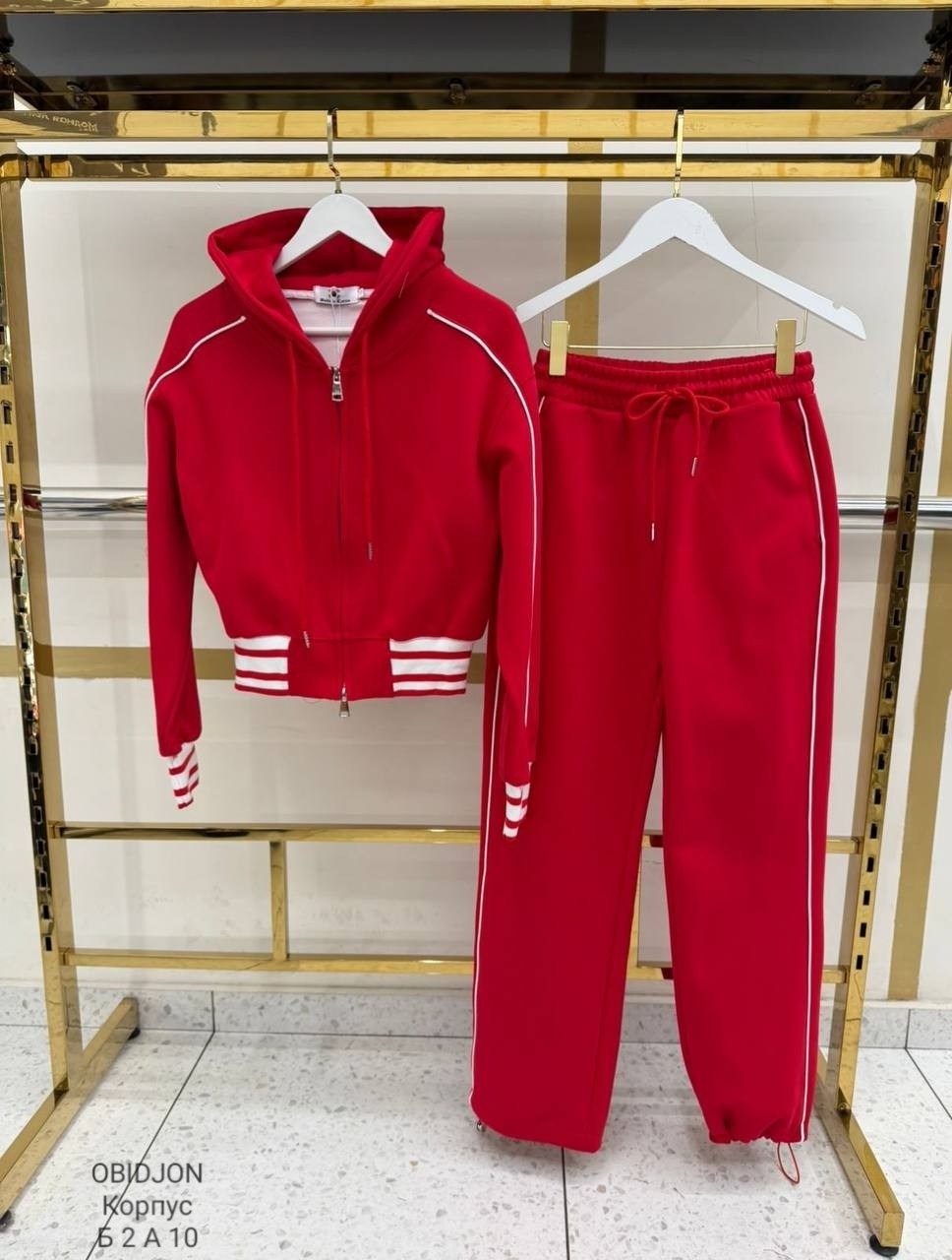 спортивный костюм brunello cucinelli,женские спортивные костюмы,спортивный костюм,костюм спорт шик,костюм спорт