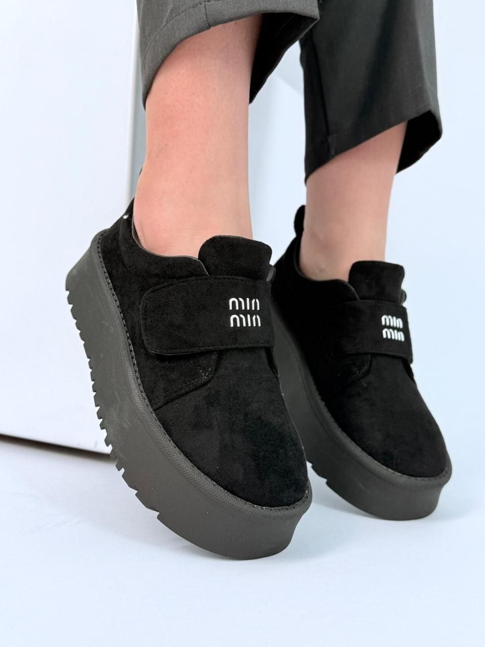 замшевые лоферы miu miu на высокий подошве и фирменной фурнитурой,,лоферы замш,женская ,лоферы женские