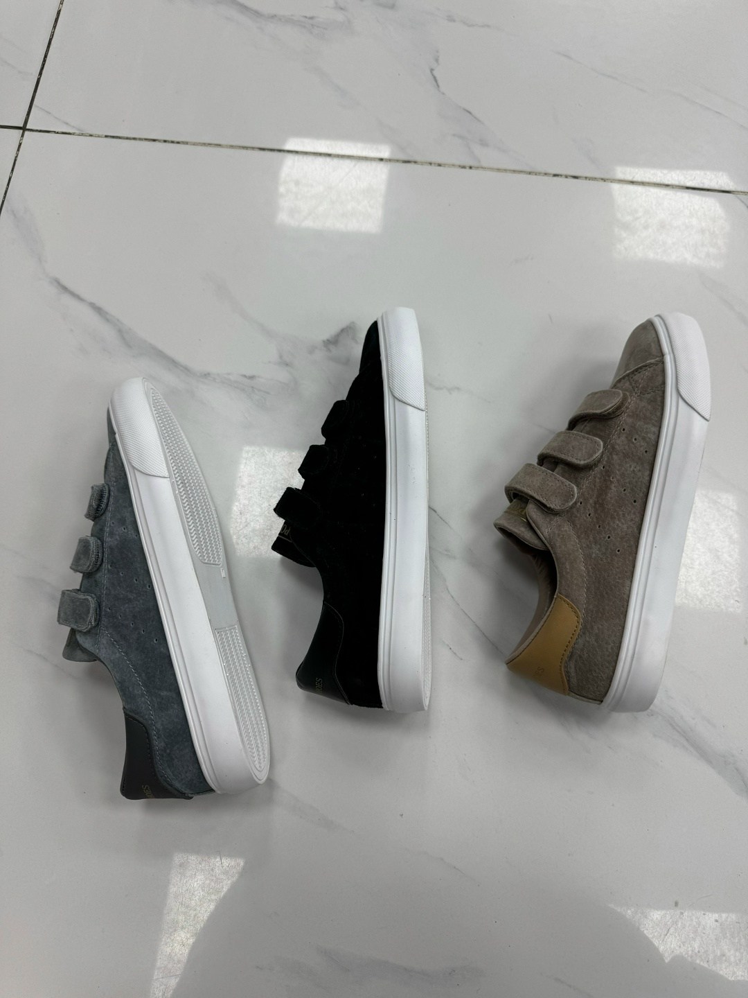 ,замшевые кеды,кеды на липучках,кеды женские замшевые,замшевые кроссовки