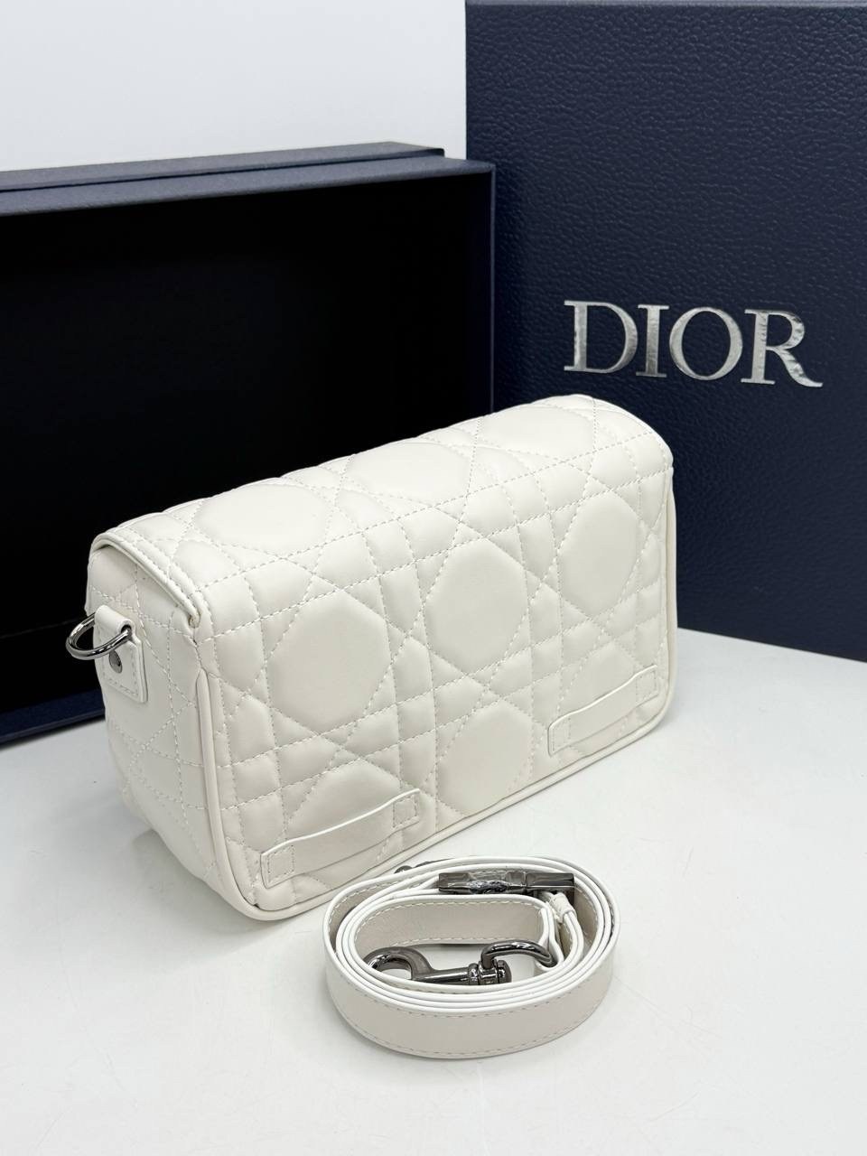 сумка dior,сумка женская dior,сумка женская christian dior,сумка диор,сумка кристиан диор белая