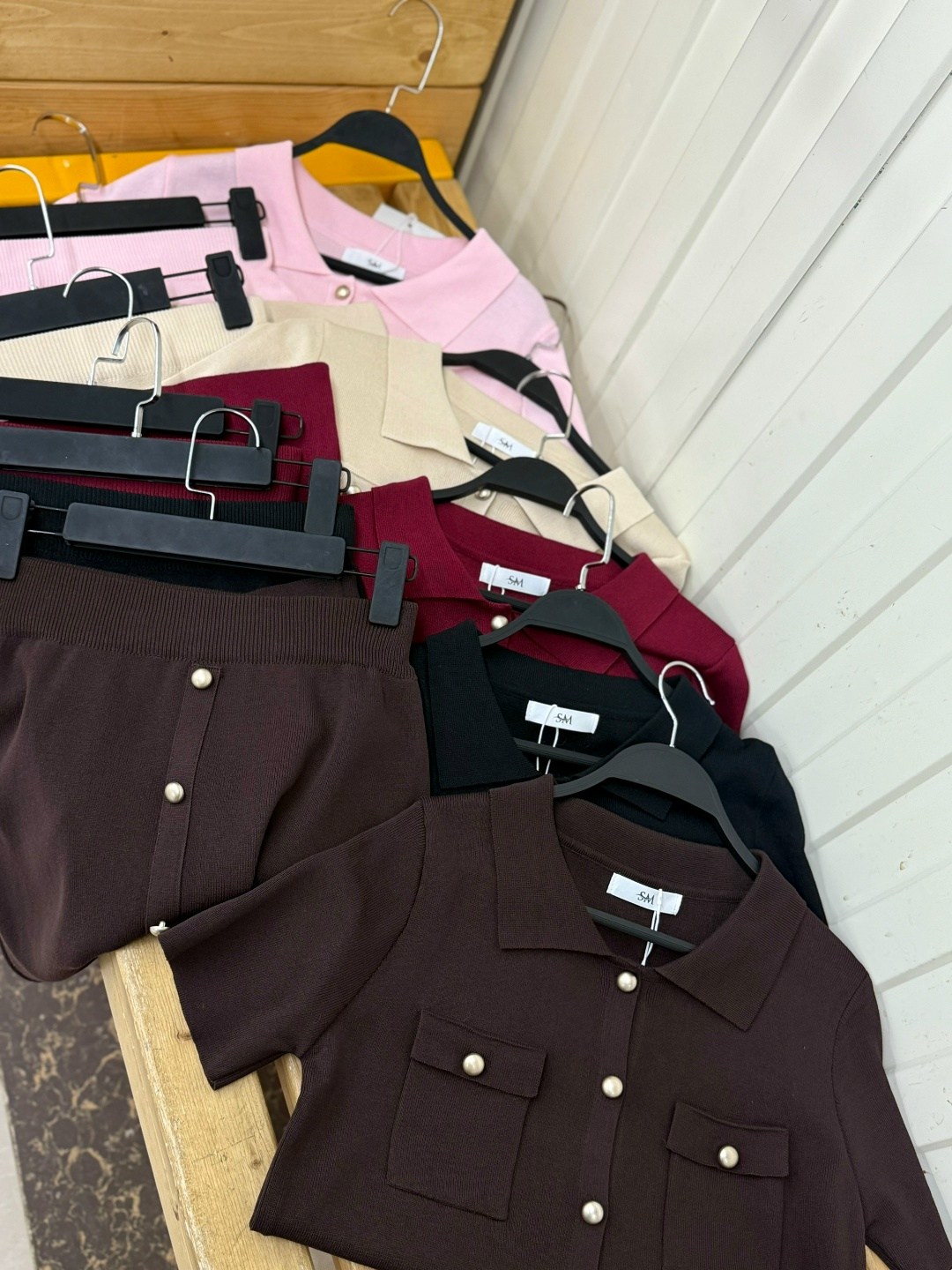 стильные костюмы,повседневный костюм,трикотажные костюмы,костюм женский с юбкой,женские костюмы