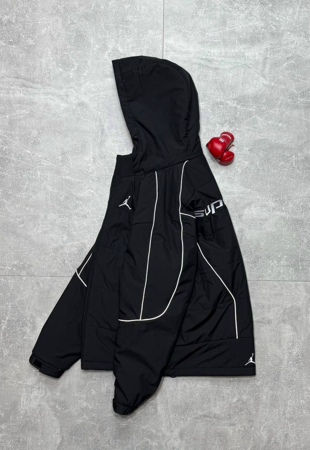 пуховик jordan,jordan essentials пуховик,куртка air jordan essentials puffer,куртка jordan,джордан пуховик