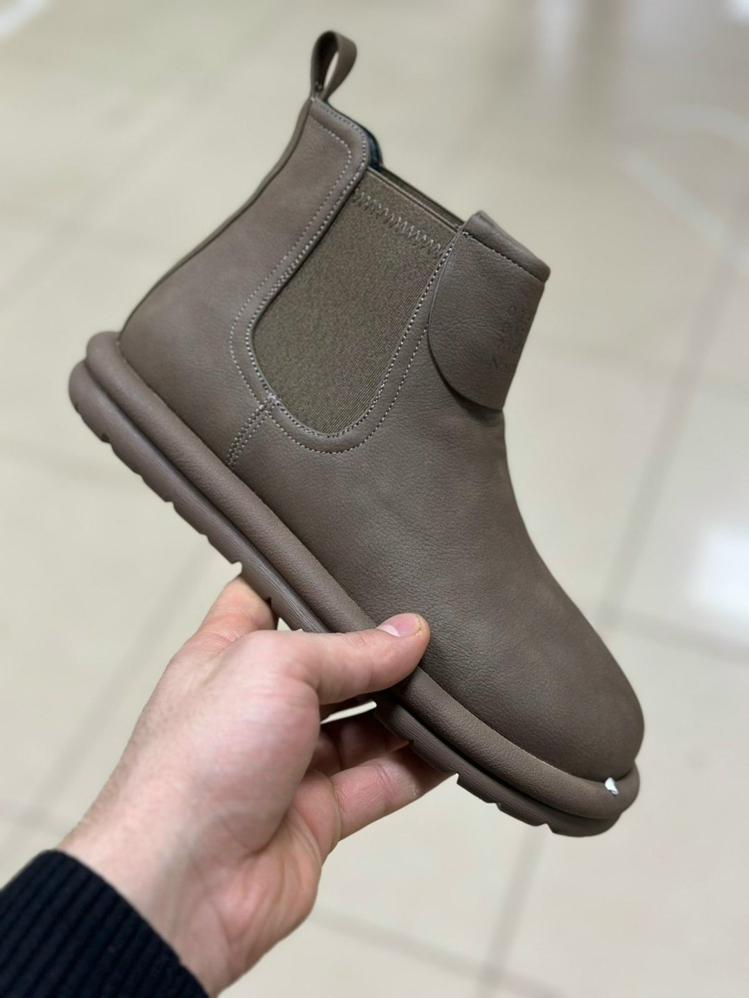 ,женская зимняя ,зимние женские ботинки,женские ботинки,женская