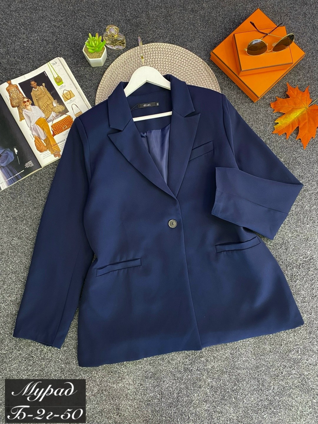 брючный костюм женский темно синий,синий костюм из костюмной ткани с жакетом и брюками urs 24-373-2,брючный костюм,костюм деловой брючный,синий костюм из костюмной ткани с жакетом и брюками