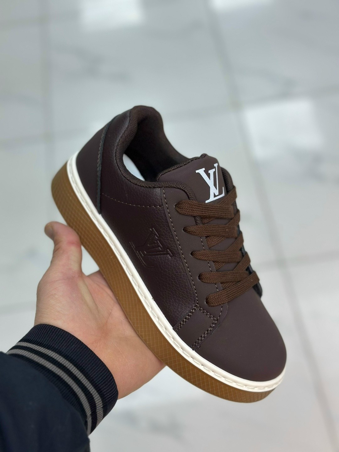 ,кроссовки женские louis vuitton,кроссовки женскиe,кеды луи виттон женские,кеды луи виттон