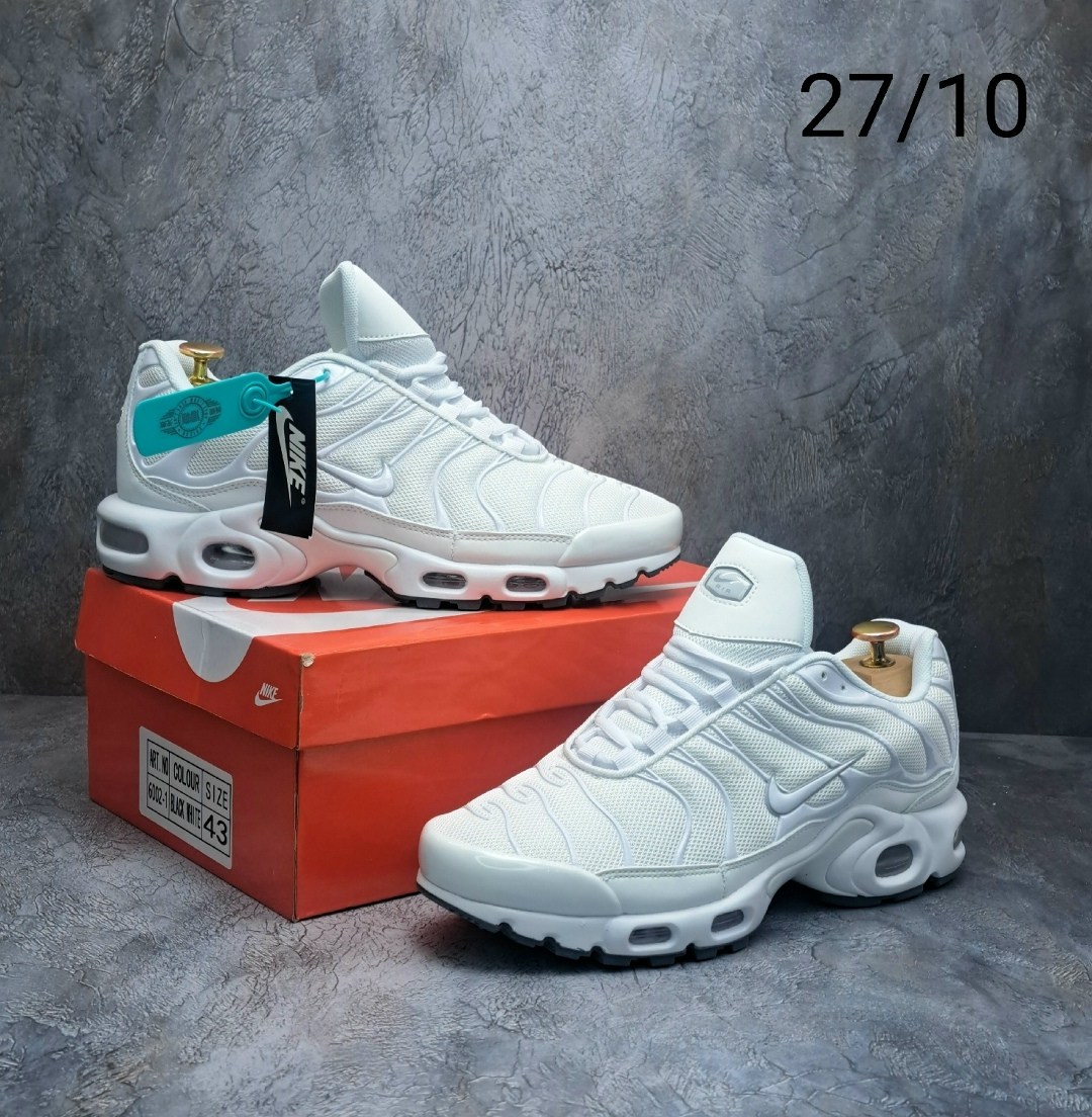 кроссовки nike tn air max plus,nike air max tn plus white,мужские кроссовки nike air max tn plus,nike air max tn plus,кроссовки мужские nike air max tn белые