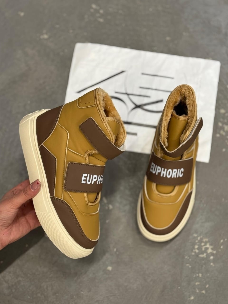 ,женская ,высокие кроссовки,повседневная ,женские кроссовки