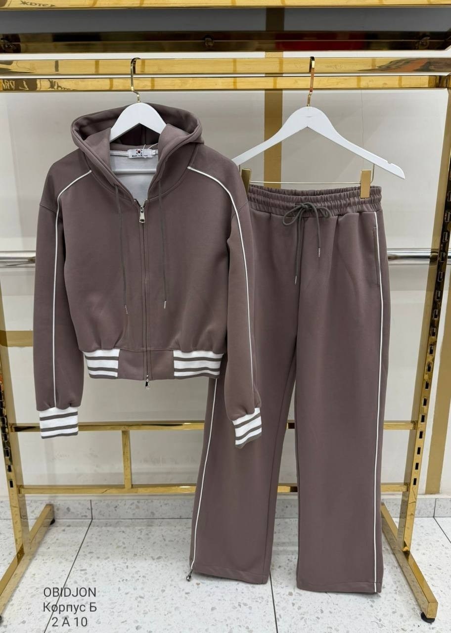 спортивный костюм brunello cucinelli,женские спортивные костюмы,спортивный костюм,костюм спорт шик,костюм спорт