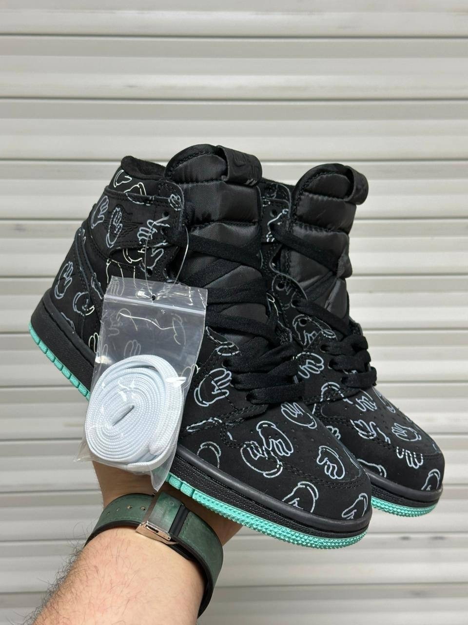 кроссовки nike air jordan,кроссовки nike air jordan 1,баскетбольные кроссовки nike air jordan,кроссовки,мужские кроссовки nike air jordan 1 retro high