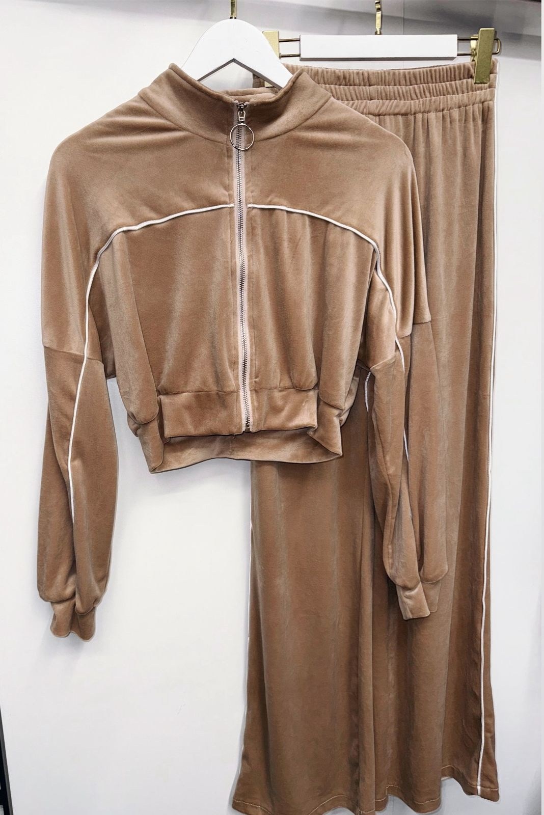 велюровый костюм женский,велюровый спортивный костюм,велюровый костюм,велюровый костюм тройка,женский велюровый костюм с капюшоном