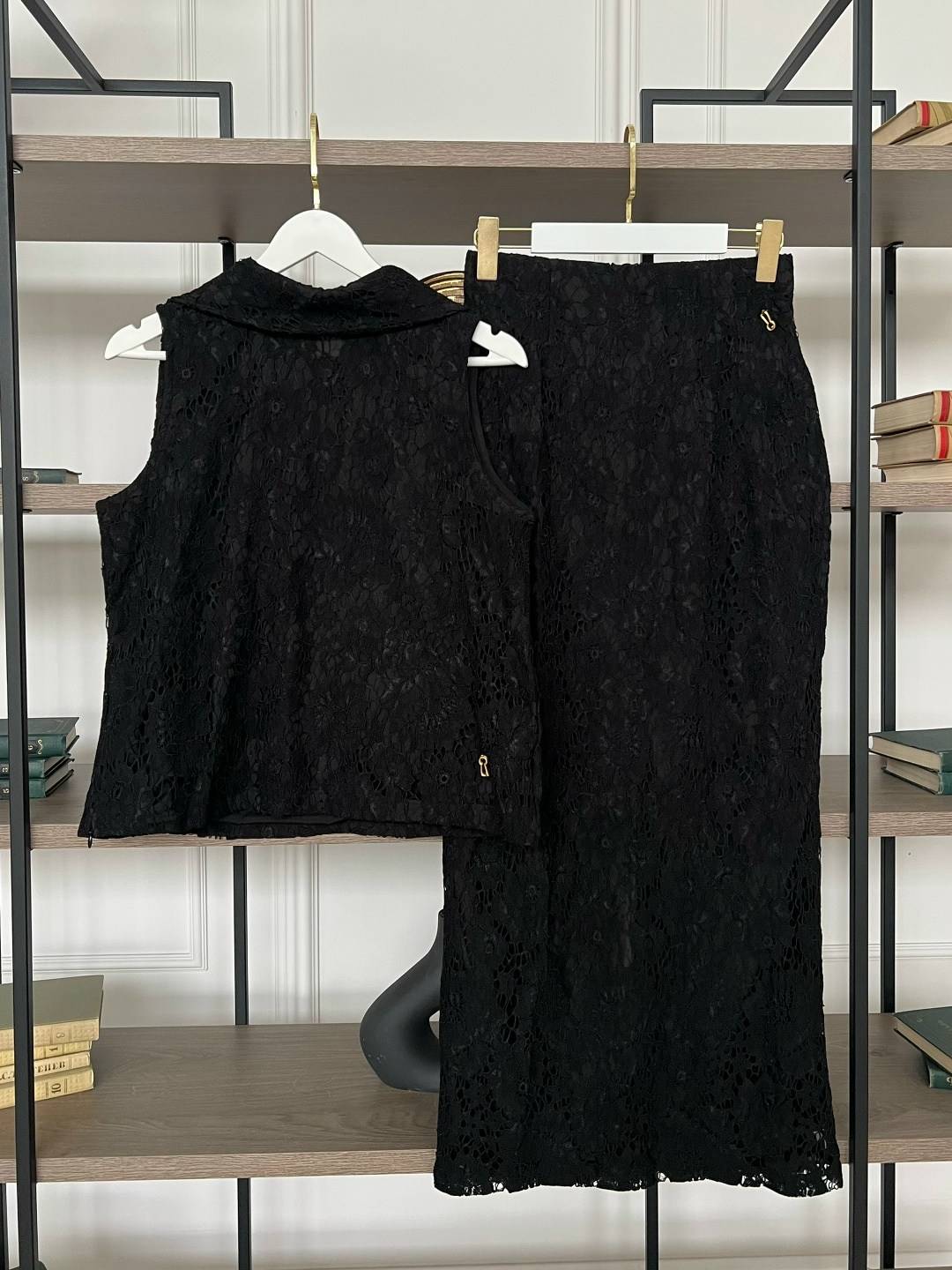 женские костюмы с юбкой,костюм с юбкой,юбка кружевная,костюм женский