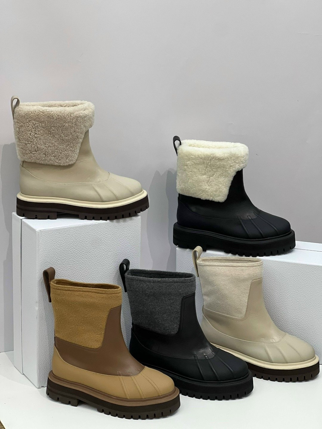 полусапоги loro piana,ботинки loro piana,зимние женские сапоги,lavorazione artigiana сапоги женские,ботинки белые зимние