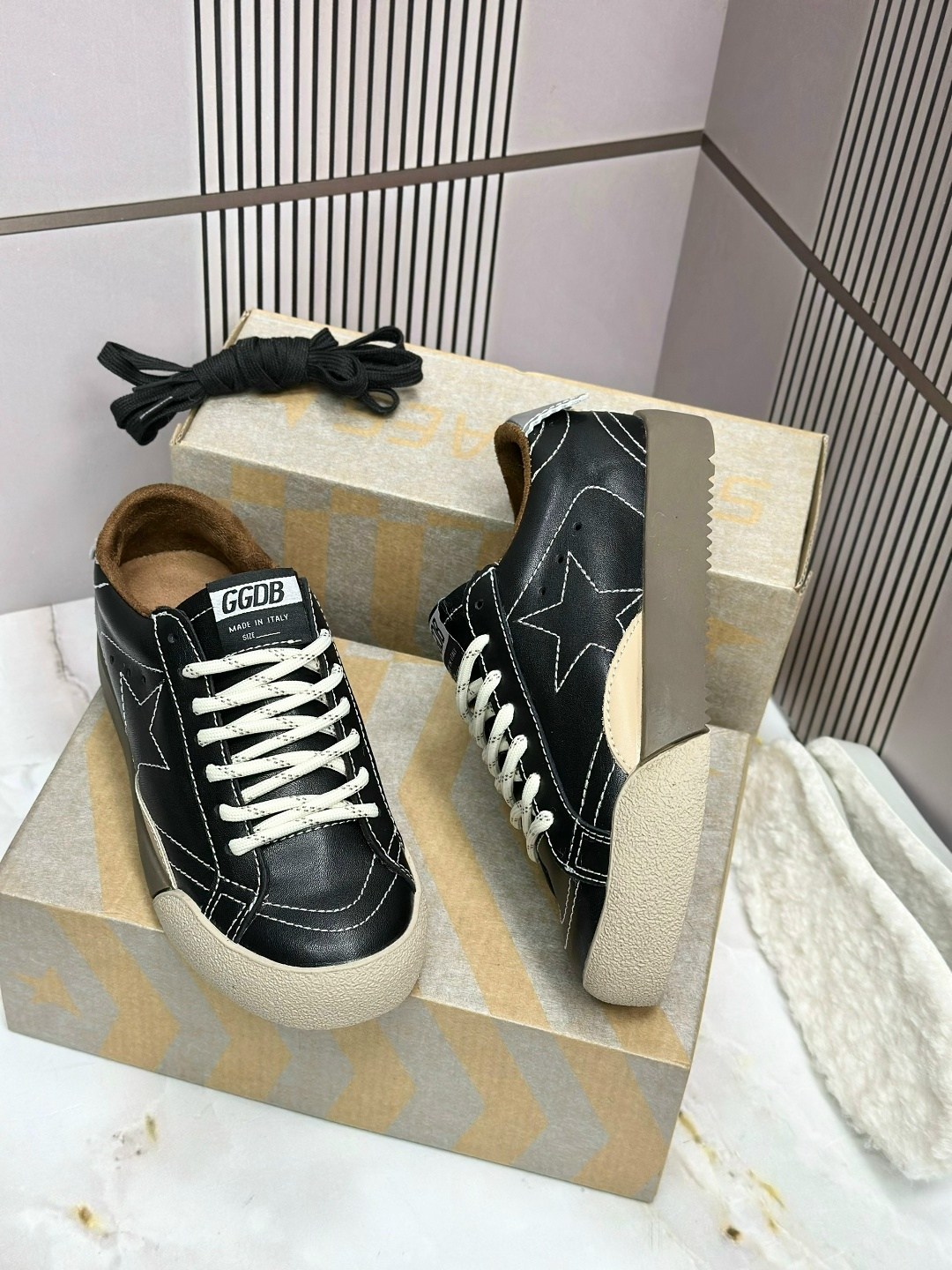 ,кеды golden goose,женские кроссовки,кеды,низкие кроссовки