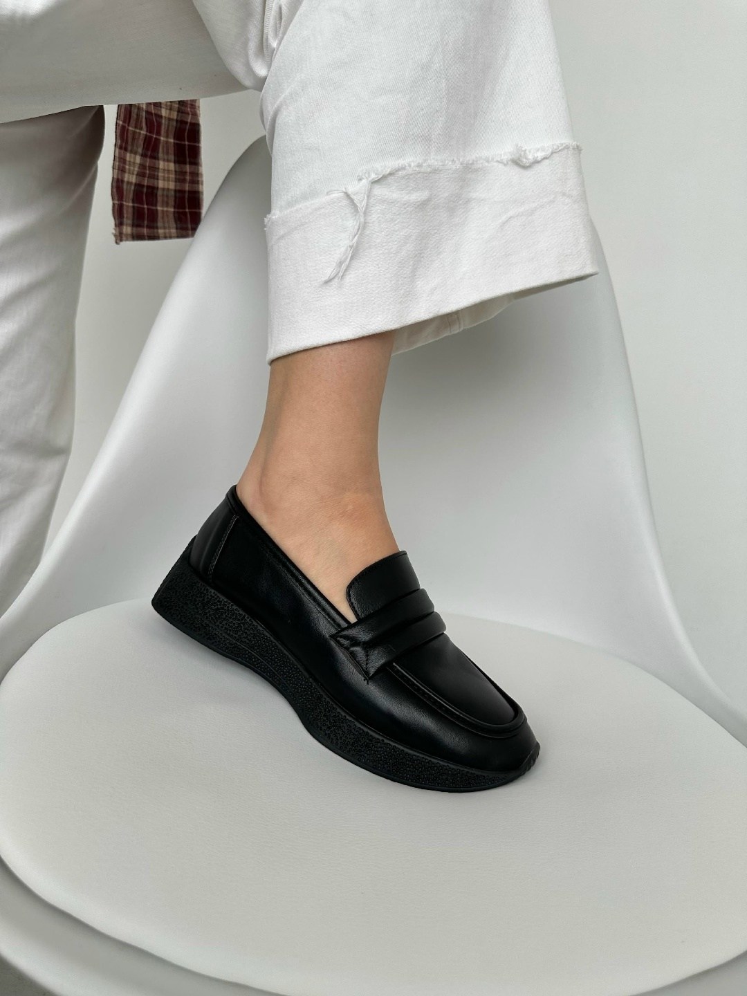 женские лоферы,,лоферы женские черные,лоферы,туфли фенди