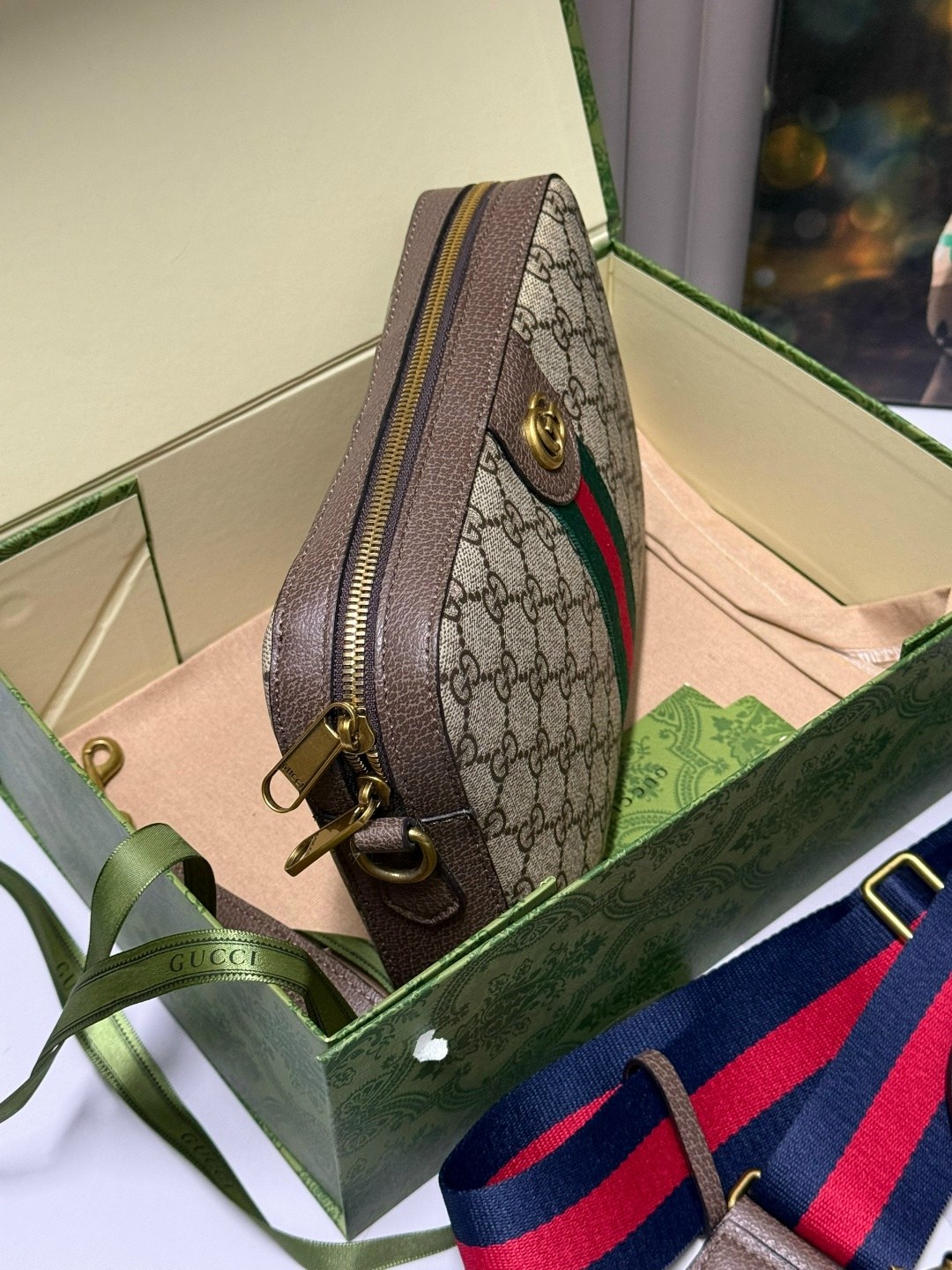 gucci сумка,женская сумка gucci,сумка через плечо gucci,gucci сумка на плечо,сумка гуччи