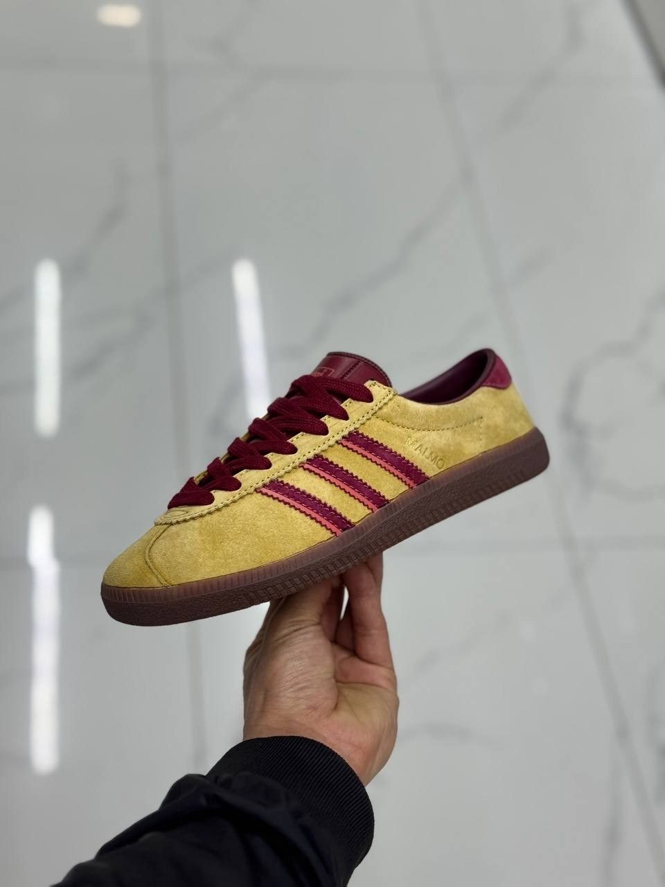 spezial x adidas originals warszawa,кроссовки adidas,adidas city series amsterdam,adidas warszawa spzl noble maroon bright yellow,adidas gazelle