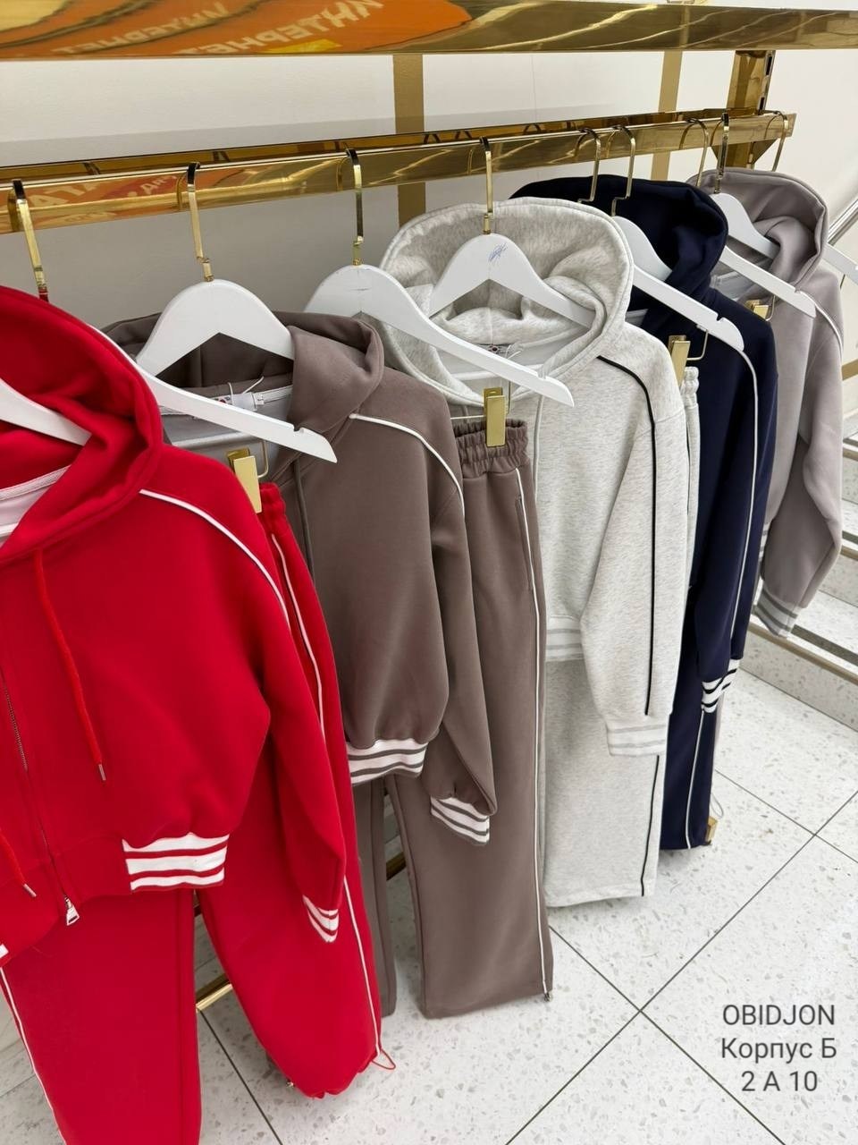 спортивный костюм brunello cucinelli,женские спортивные костюмы,спортивный костюм,костюм спорт шик,костюм спорт