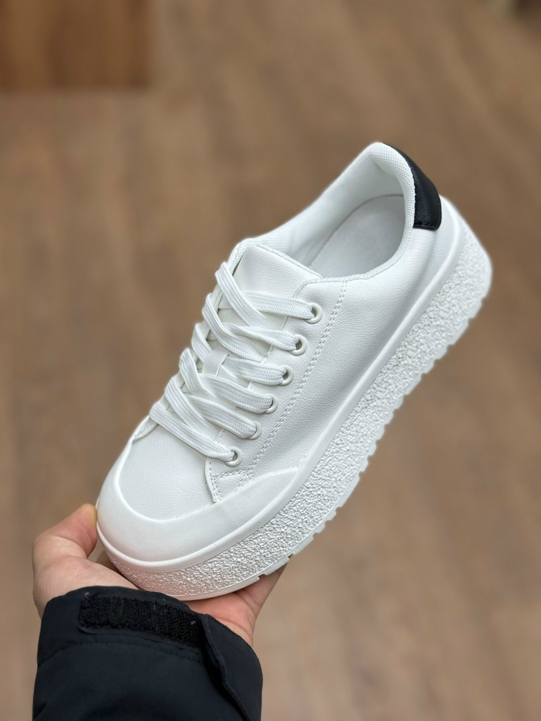 ,кроссовки женскиe,черные кроссовки,кеды классические, повседневные