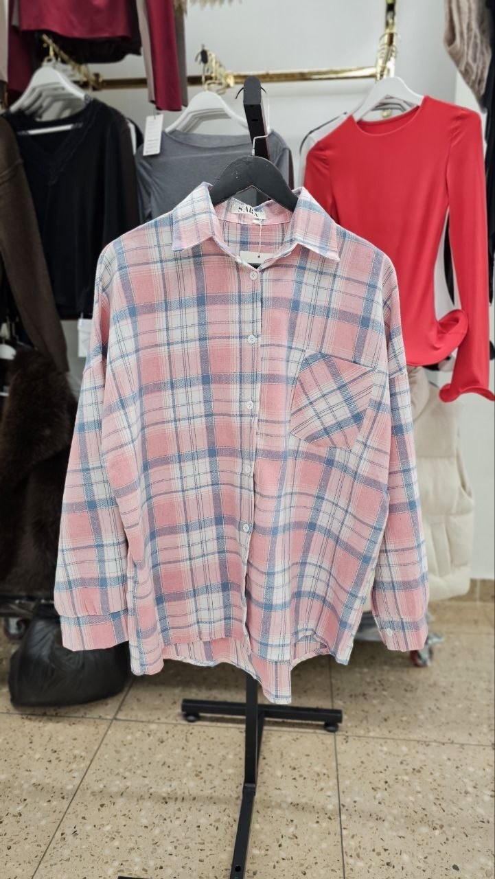 женская рубашка оверсайз в клетку,рубашка женская в клетку,рубашка в клетку свободного кроя,рубашка в клетку оверсайз bl brand,рубашка в клетку