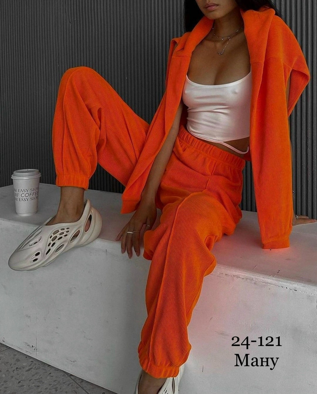 спортивные костюмы женские,костюмы женские,спортивные костюм,оранжевый костюм,повседневный костюм