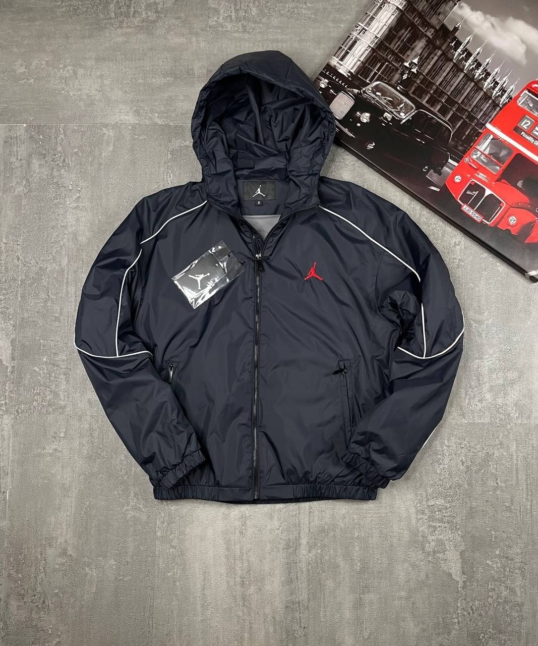 куртка jordan,ветровка найк джордан,спортивный костюм jordan,легкая куртка,ветровка джордан рефлектив