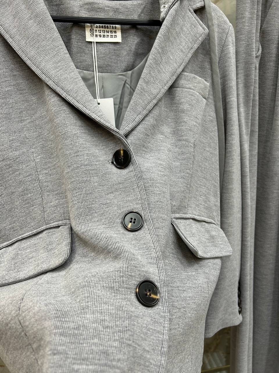 брючный костюм,женский брючный костюм,костюм женский брючный палаццо,серый костюм женский брючный,костюм brunello cucinelli