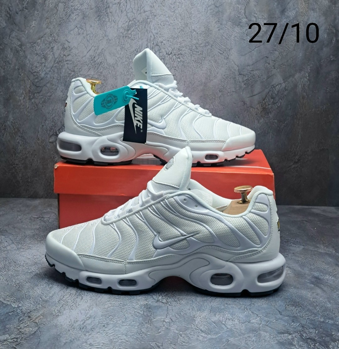 кроссовки nike tn air max plus,nike air max tn plus white,мужские кроссовки nike air max tn plus,nike air max tn plus,кроссовки мужские nike air max tn белые