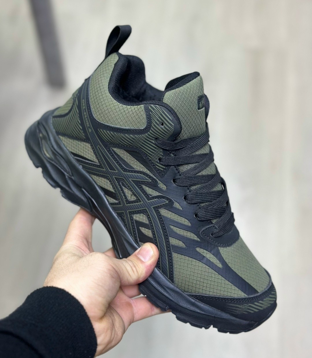 мужские зимние кроссовки adidas,зимние кроссовки adidas,кроссовки adidas мужские,зимние кроссовки адидас мужские,кроссовки adidas