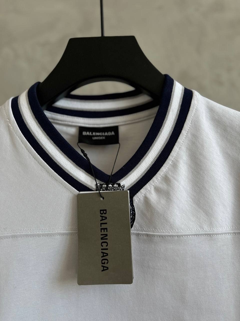 футболка balenciaga,футболка,футболки белые,футболки мужские белые,футболки модные