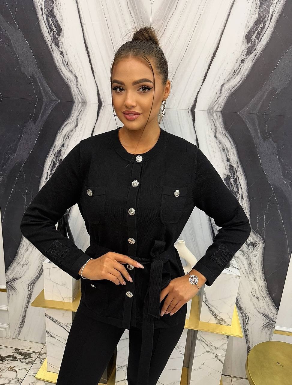 девушка,женщин,девушка стиль,макияж красота,джемпера женские