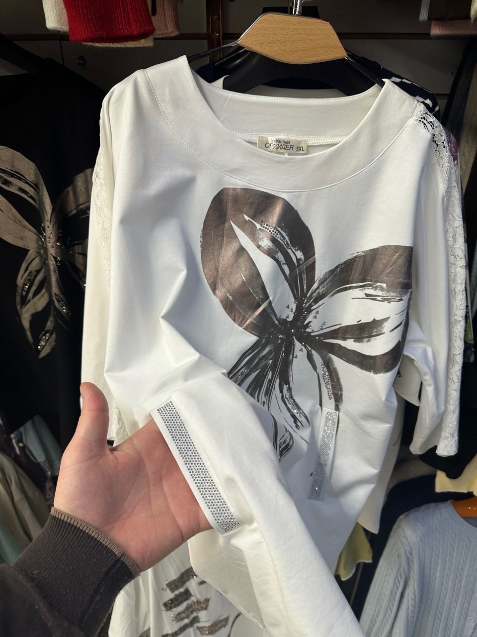 женская футболка больших размеров,футболки женская,футболки больших размеров,футболки модные,женская футболка белая