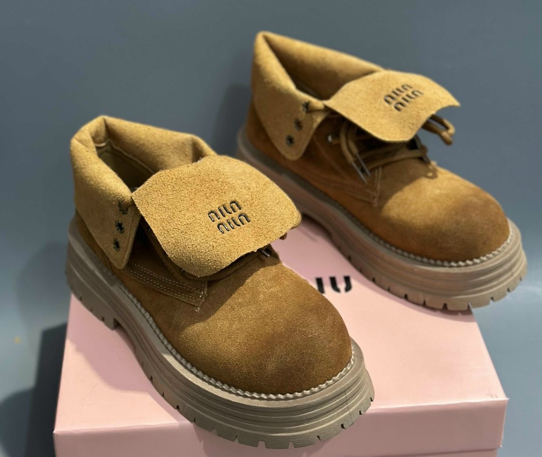 ,ботинки замшевые miu miu,ботинки замш,женские ботинки, женская