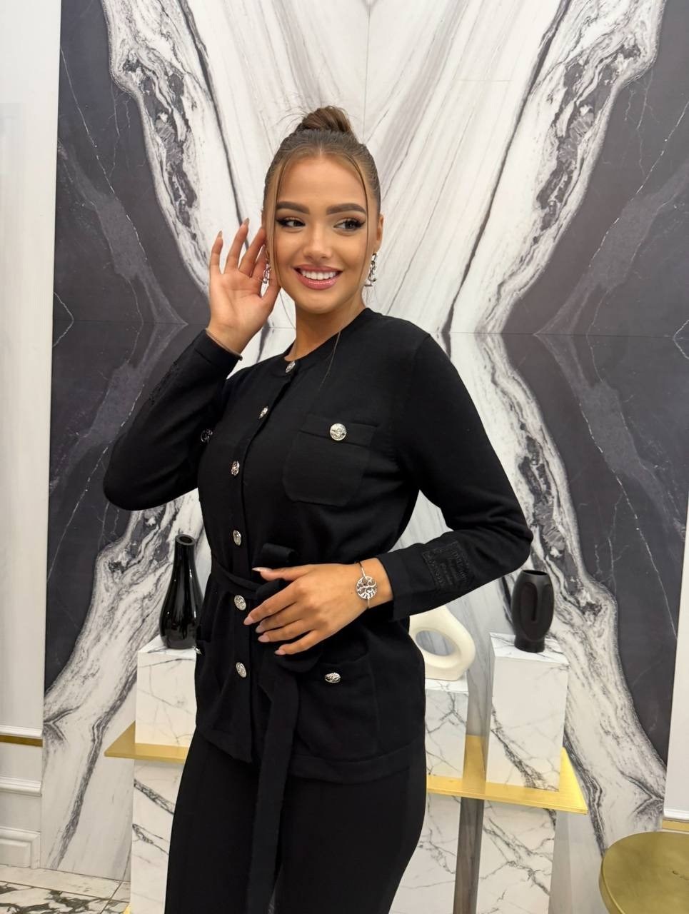 девушка,женщин,девушка стиль,макияж красота,джемпера женские