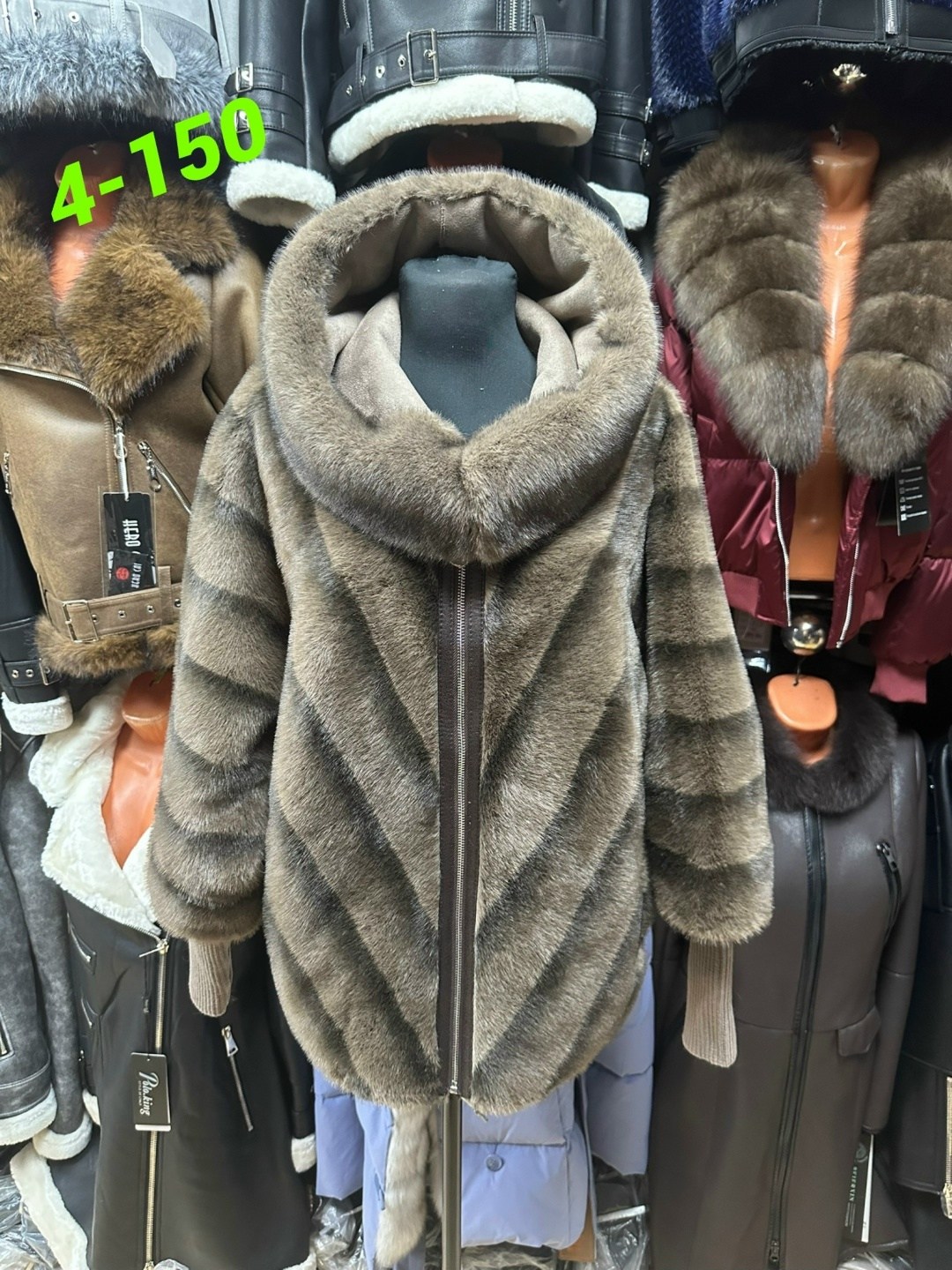 норковые шубы,шубка из меха европейской норки с капюшоном,шуба,шуба норковая с капюшоном,шубка из меха европейской норки с капюшоном цвет капучино