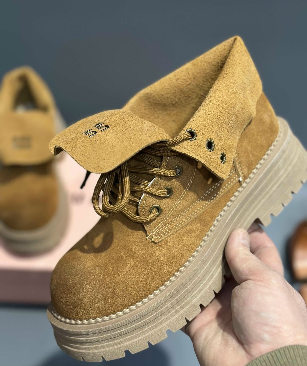 ,ботинки замшевые miu miu,ботинки замш,женские ботинки, женская