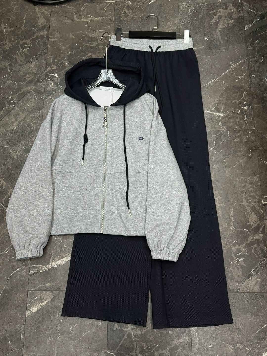 толстовка оверсайз,куртка,женская куртка,женская толстовка,толстовка с капюшоном женская