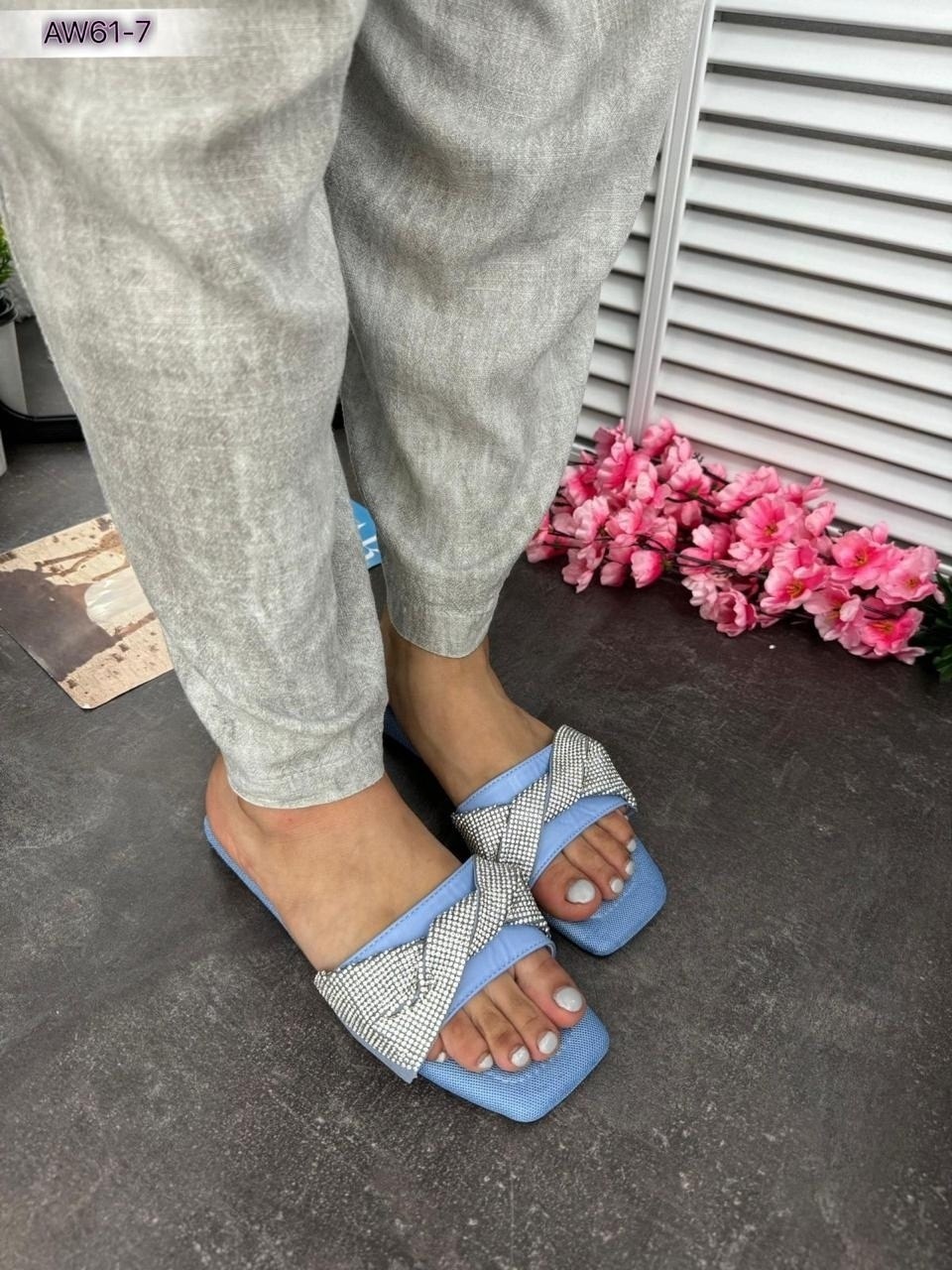 ,шлепанцы женские,модные шлепки,шлепанцы модные,шлепки женские шейн