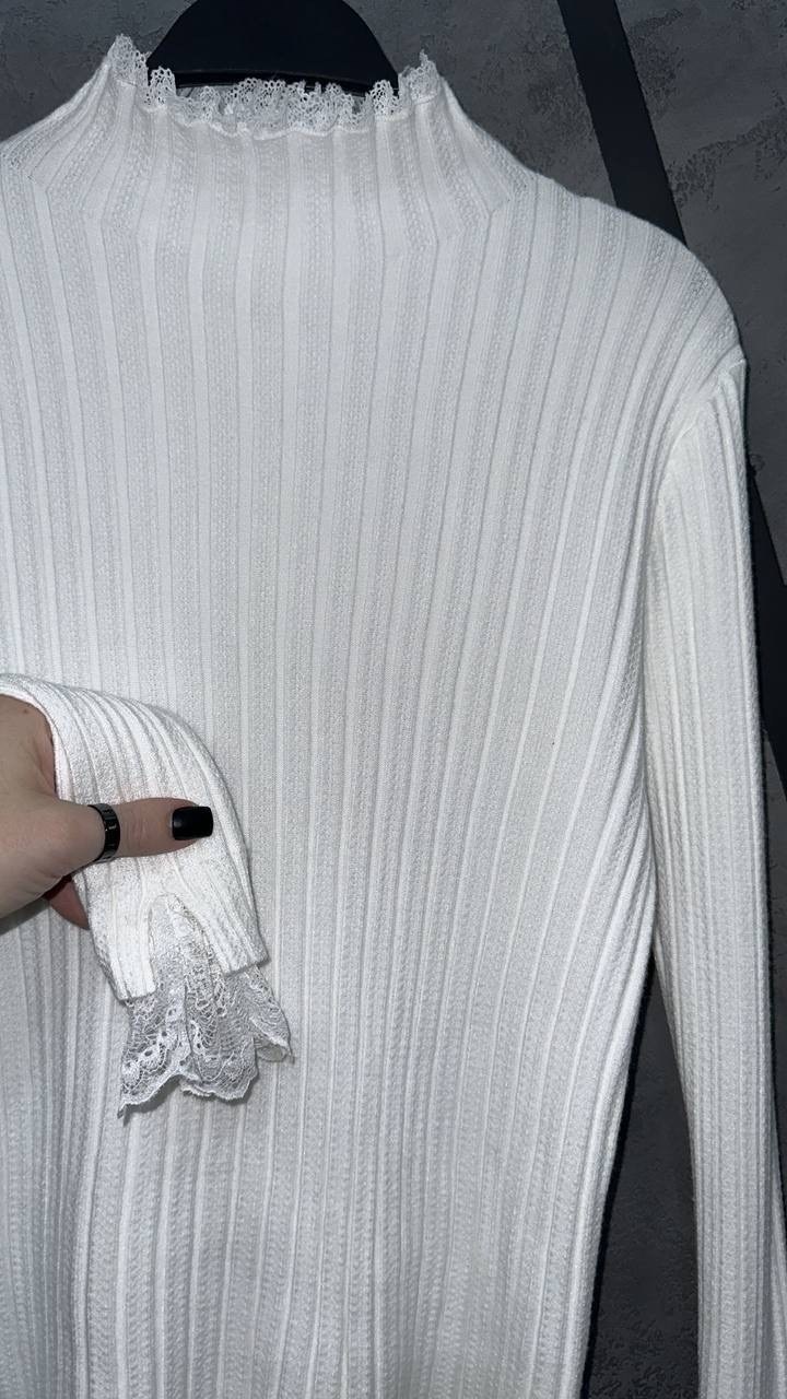 свитер с высоким воротом,свитер с высоким воротником,джемпер с воротником,свитер с воротником,трикотажный джемпер